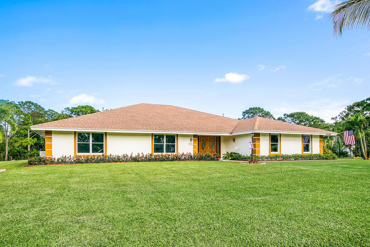 15782 75th Way - Photo 1