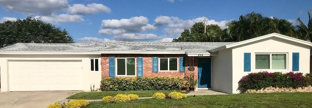 203 Circle East - Photo 1
