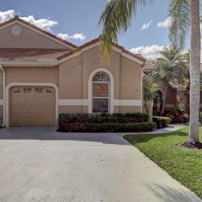 303 Sabal Palm Lane - Photo 1