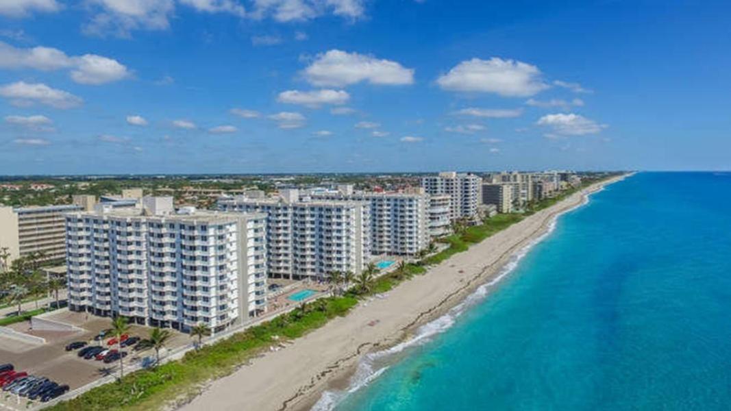 3215 Ocean Boulevard - Photo 1