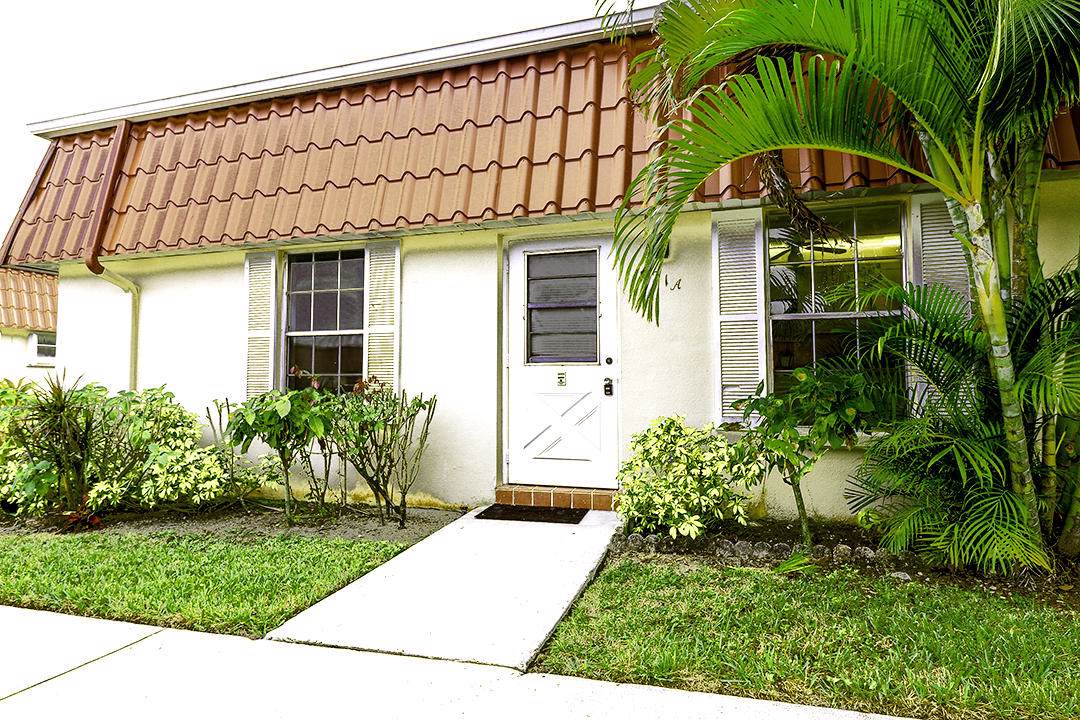521 Franconia Circle - Photo 1