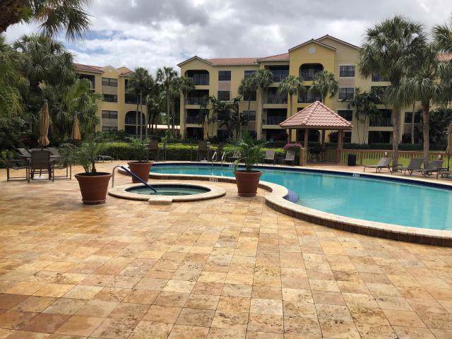 800 Uno Lago Drive - Photo 1