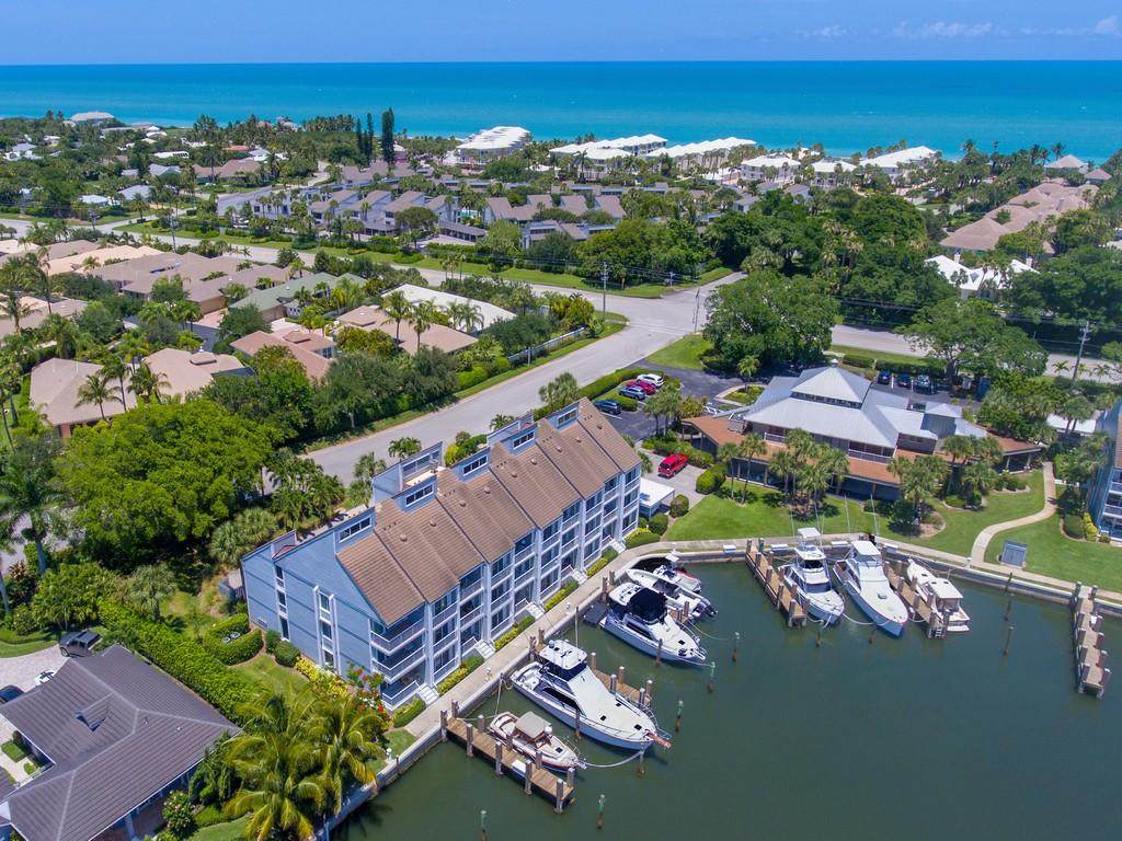 2115 Windward Way - Photo 1