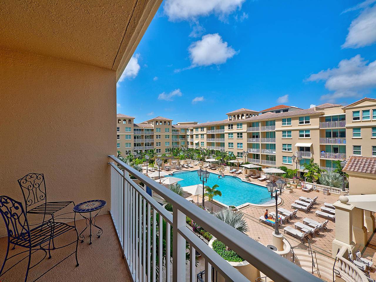 99 Mizner Boulevard - Photo 1