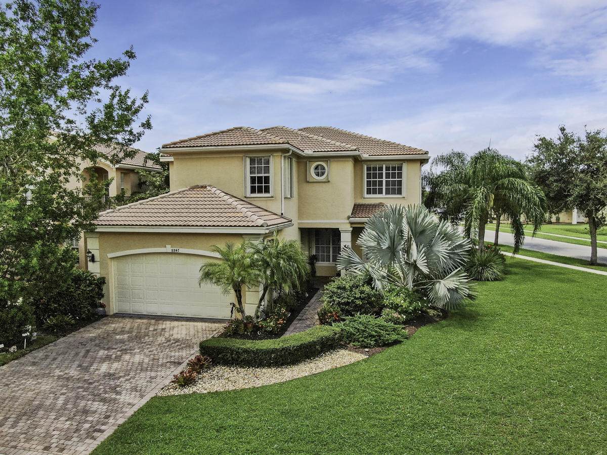 8847 Maple Hill Court - Photo 1