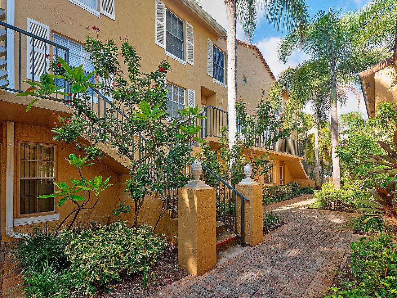 1040 Lake Shore Drive - Photo 1
