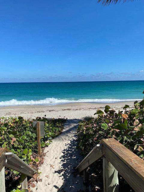 450 Ocean Drive - Photo 1