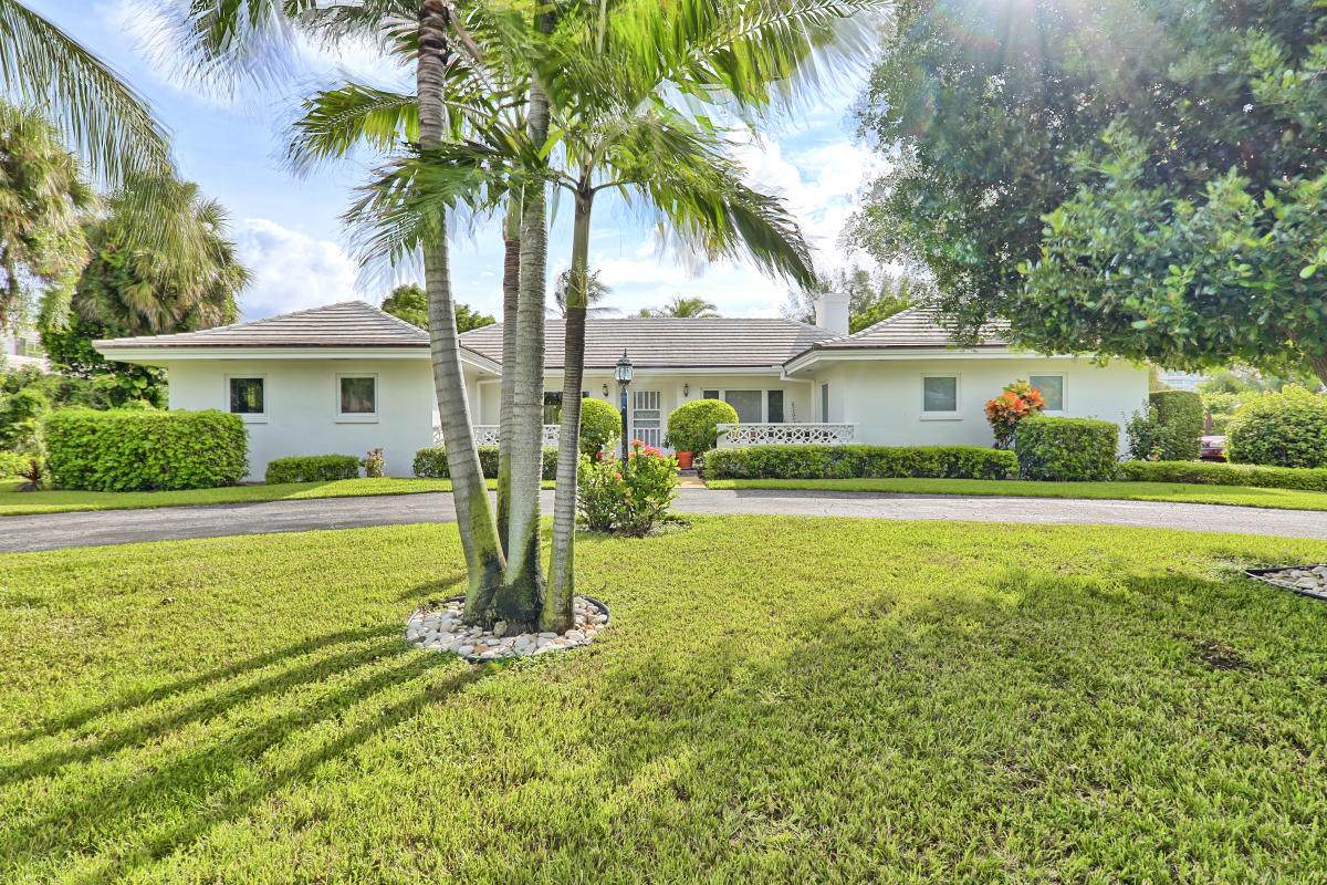 1800 Cocoanut Road - Photo 1