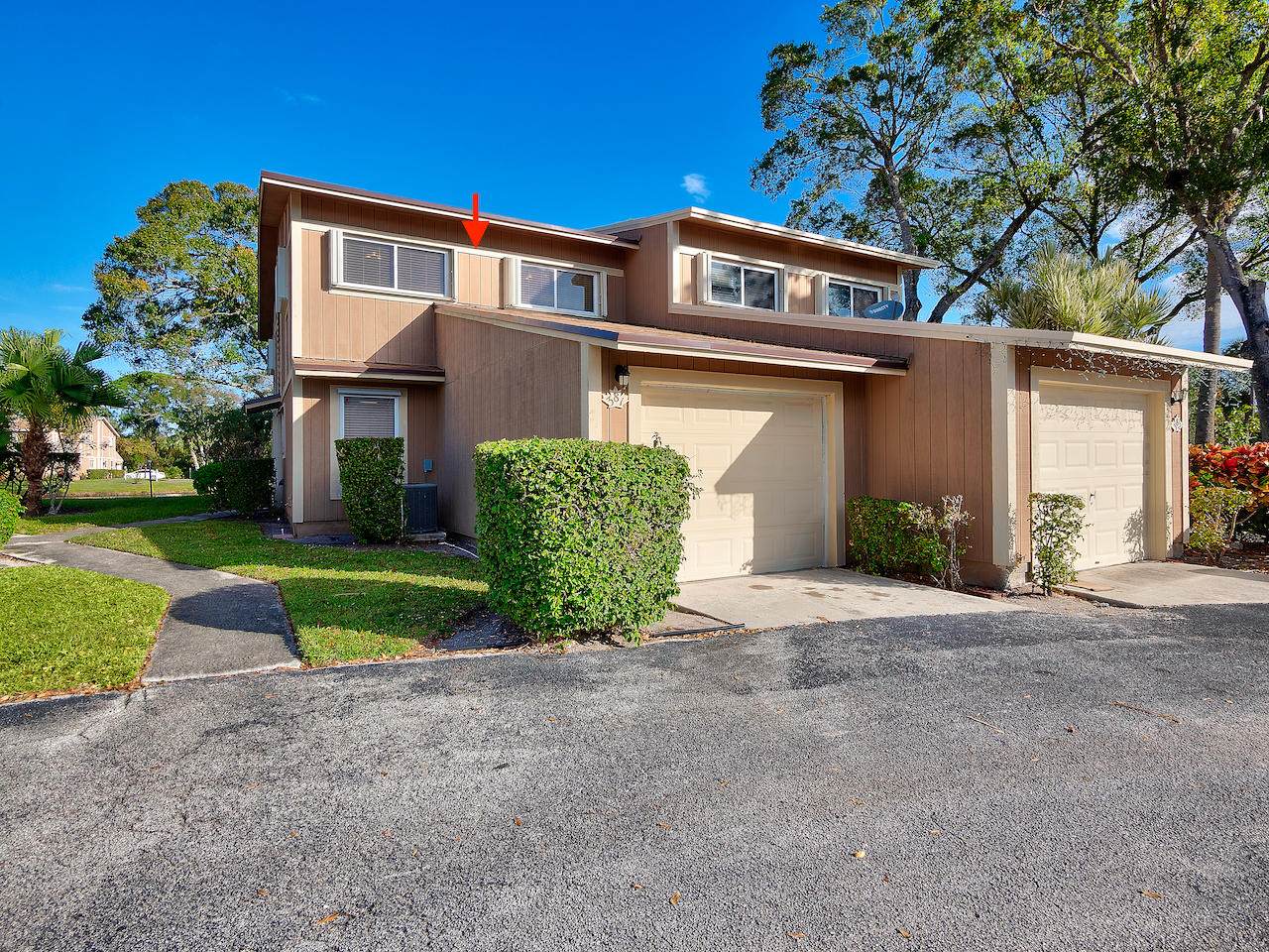 381 Maplecrest Circle - Photo 1