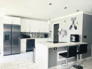 1652 10th Street - Photo 1