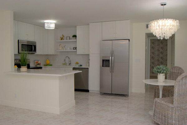 6 Valencia - Photo 1