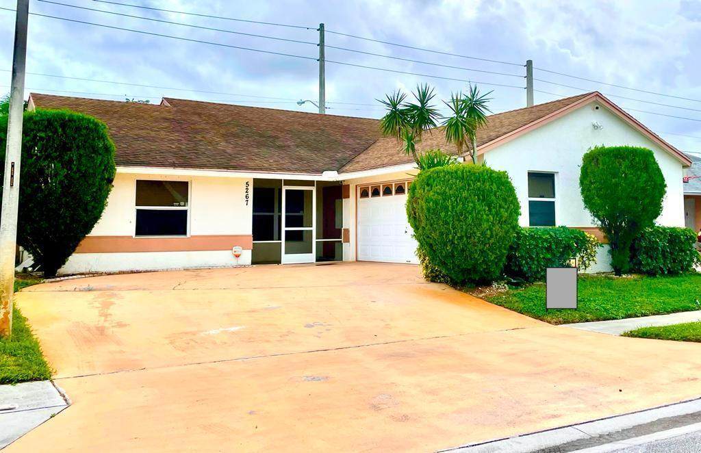 5267 Blueberry Hill Avenue - Photo 1