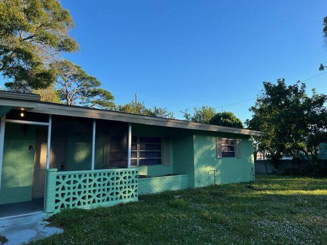 1214 Wyoming Avenue - Photo 1