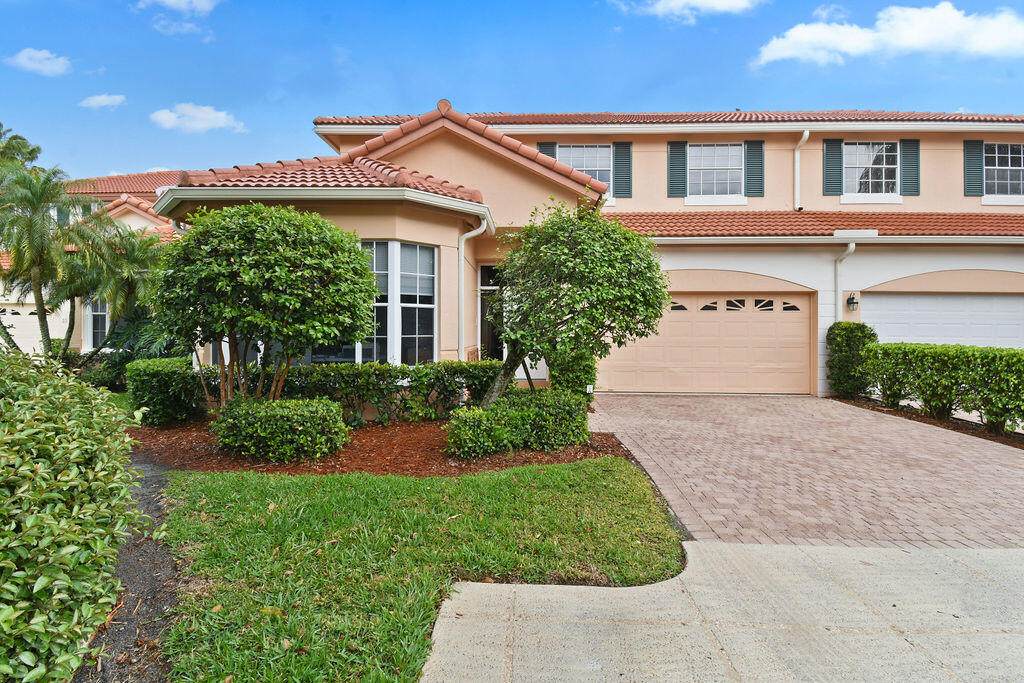 33 Monterey Pointe Drive - Photo 1