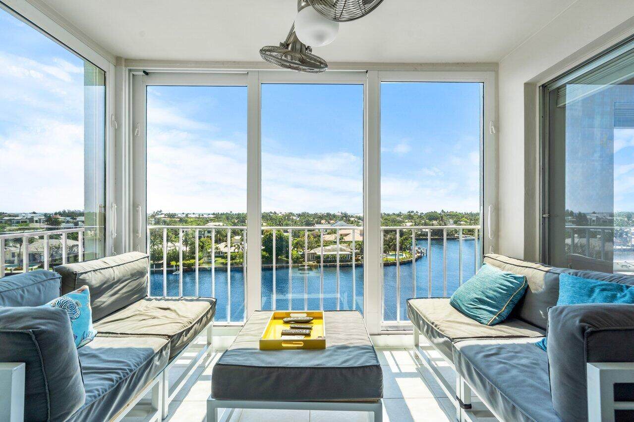 555 6th Avenue - Photo 1