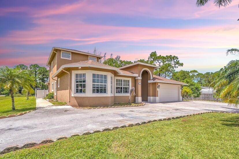 11538 Persimmon Boulevard - Photo 1