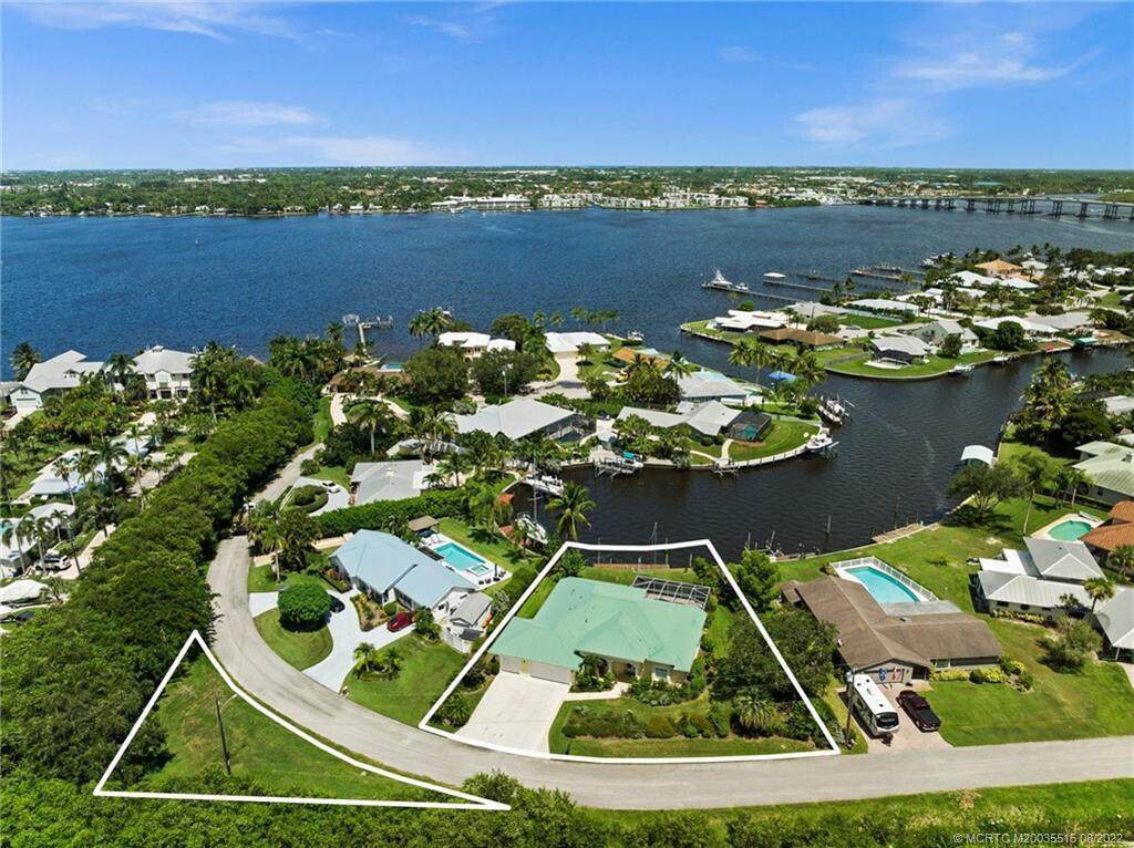 2017 Mooring Drive - Photo 1