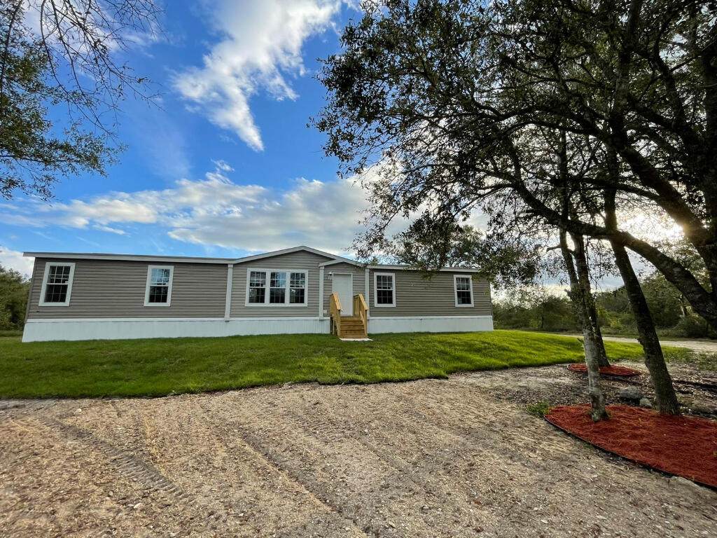 17866 290th Street - Photo 1