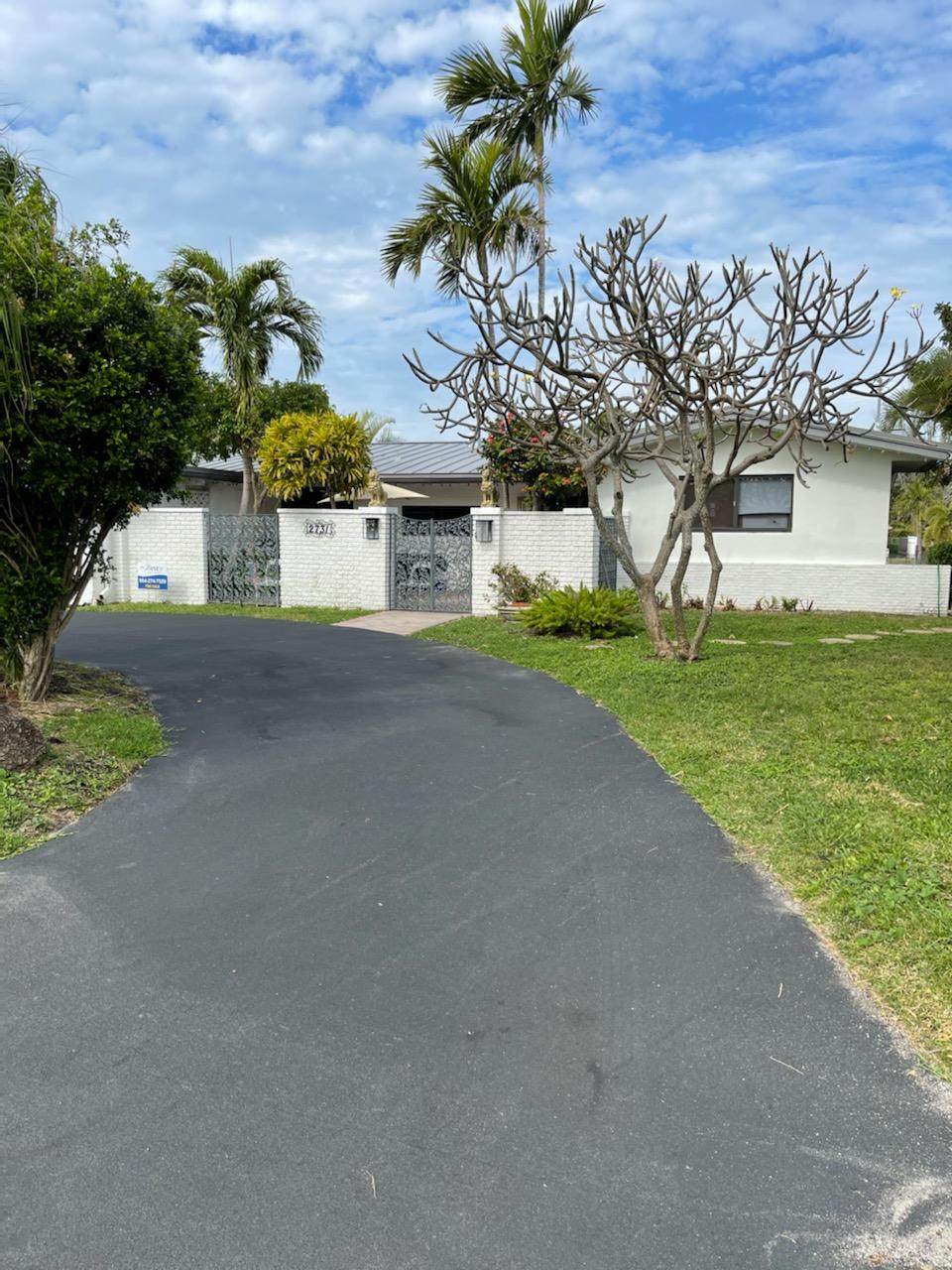 2731 6th Street - Photo 1