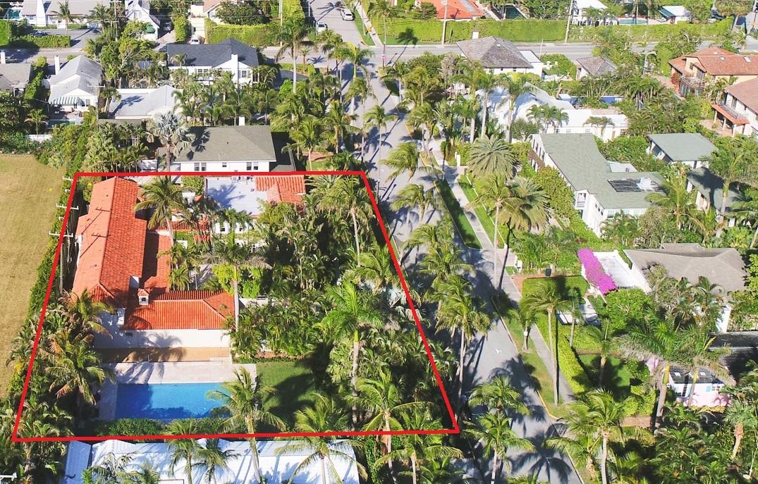 346 Seaspray Avenue - Photo 1