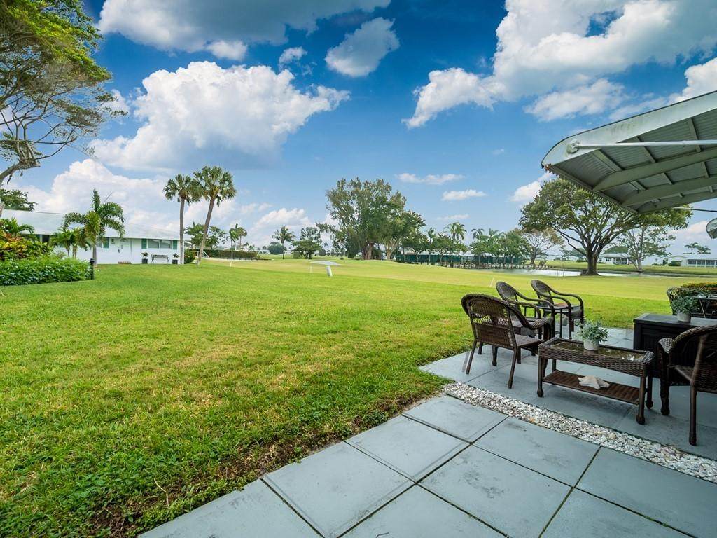 400 Golfview Terrace - Photo 1