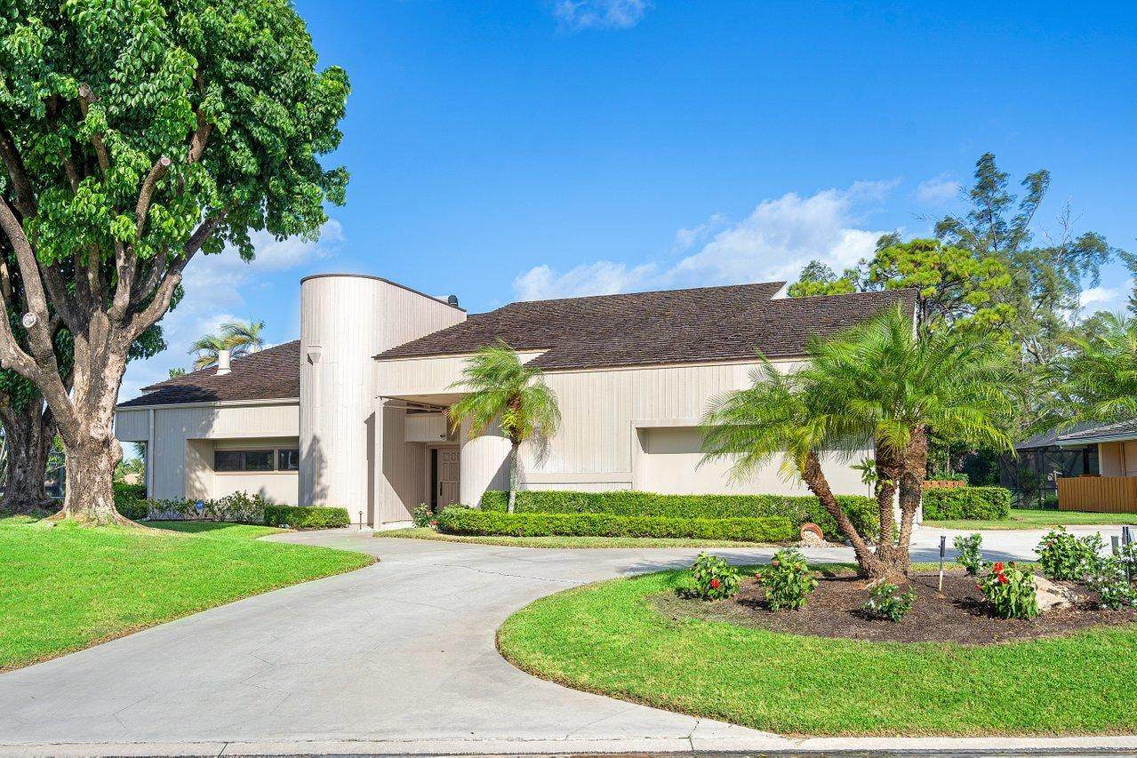 398 Glenbrook Drive - Photo 1