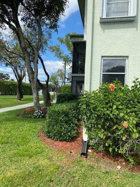 7539 Oriole Boulevard - Photo 1