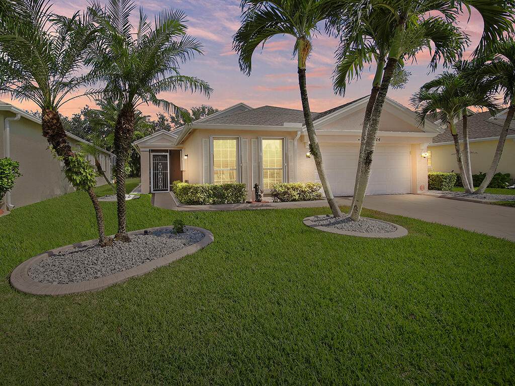 324 North Shore Boulevard - Photo 1