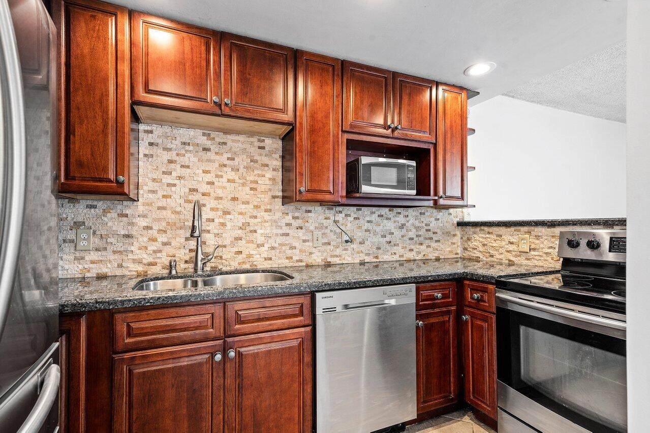 1100 Alton Road - Photo 1