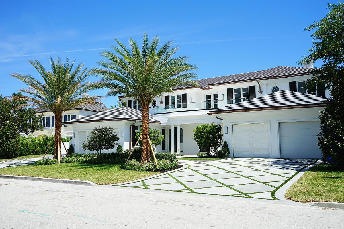 1160 Royal Palm Way - Photo 1
