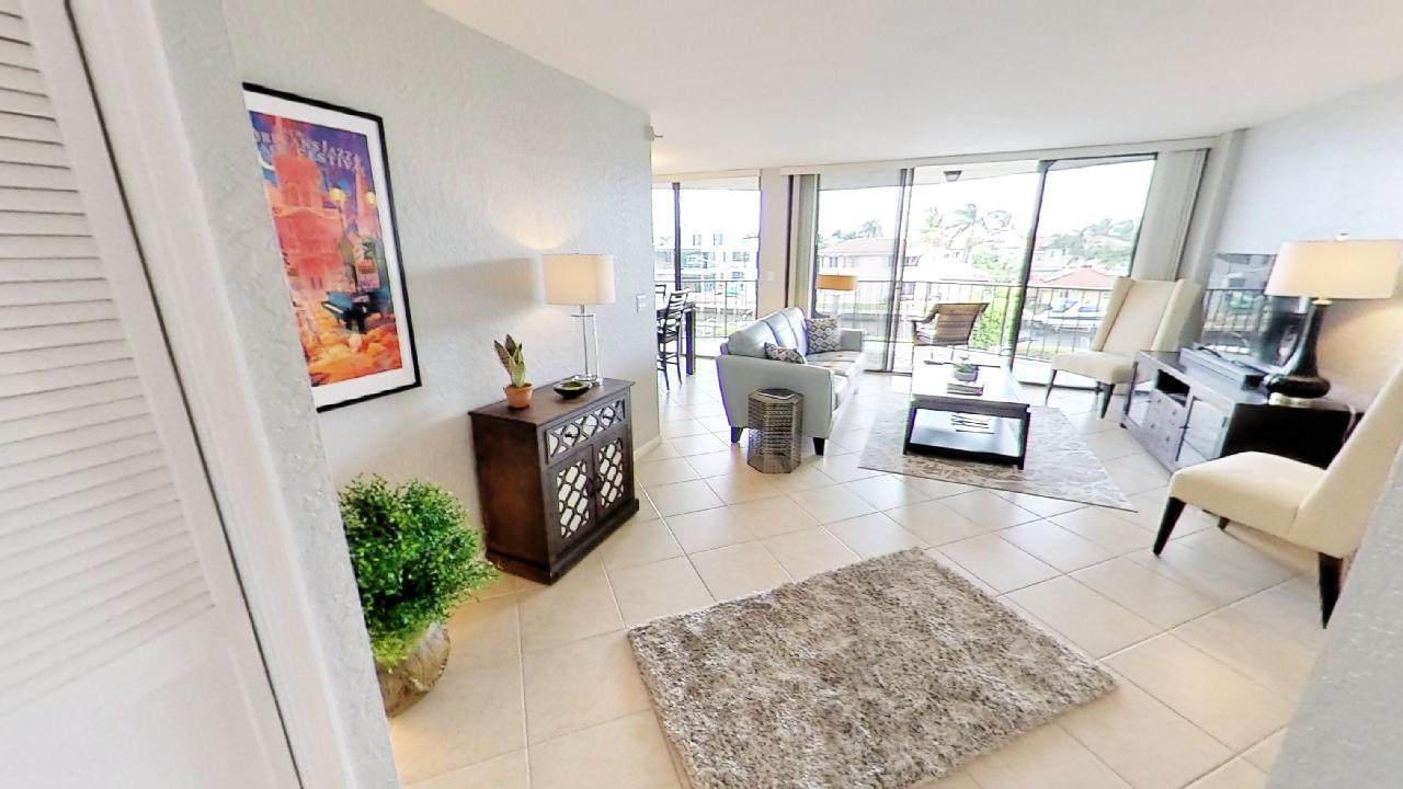 899 Jeffery Street - Photo 1