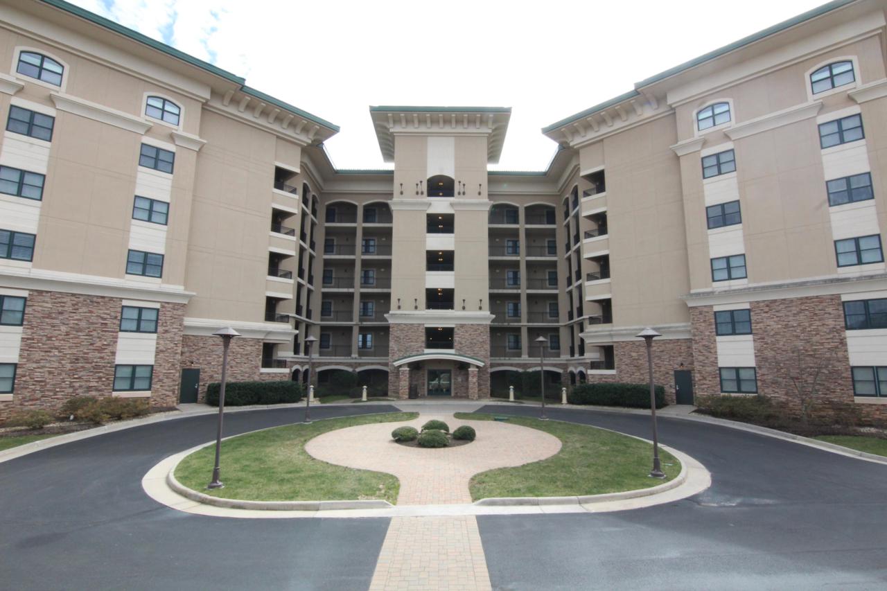 100 Bridgewater Pointe Pl - Photo 1