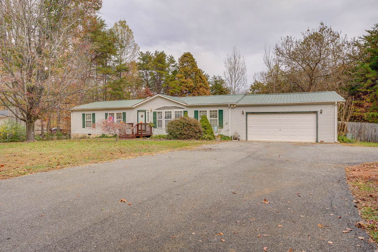 3339 Quarles Rd - Photo 1