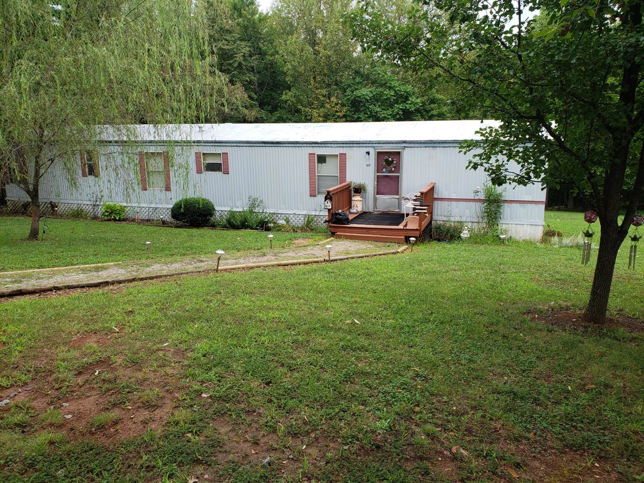 107 Board Mountain Rd - Photo 1