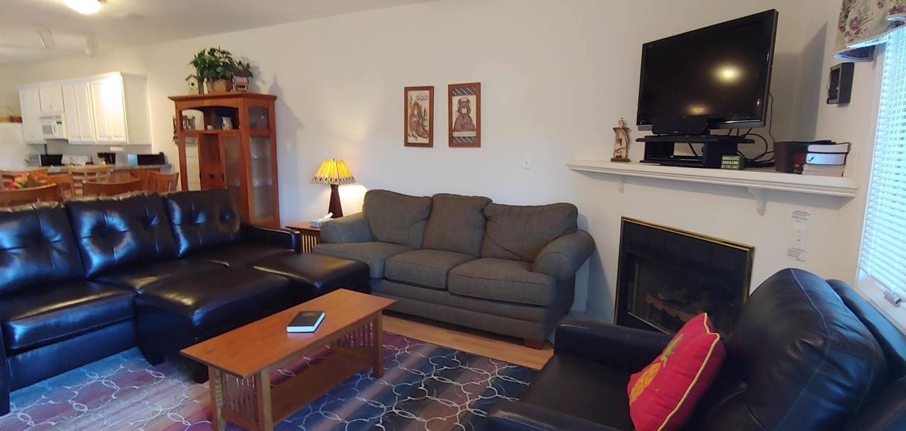 1019 Mariners Way - Photo 1
