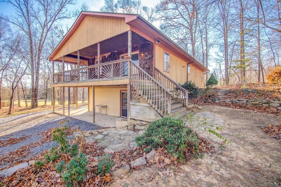 995 Lees Gap Rd - Photo 1