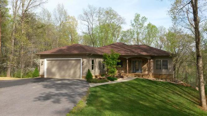 284 Reynolds Dr - Photo 1