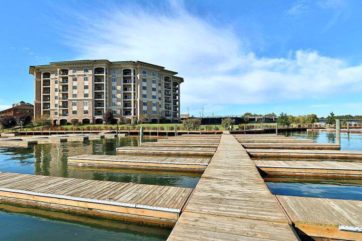 100 Bridgewater Pointe Pl - Photo 1