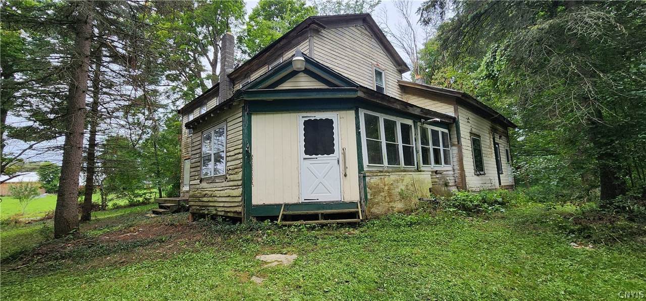 5191 Pleasant Valley Road - Photo 1