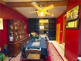 10 Windsor Street - Photo 13