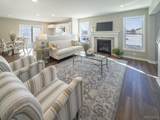 160 Cloverleaf Court - Photo 2