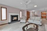 809 Carriage Lane - Photo 12