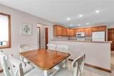 809 Carriage Lane - Photo 20