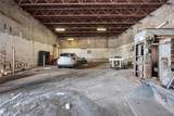 688 Eagle Street - Photo 24