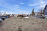 688 Eagle Street - Photo 35