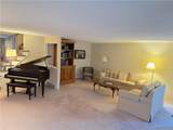 40 Harrogate Square - Photo 3