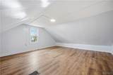 158 Hagen Street - Photo 32