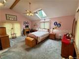 29 Roosevelt Avenue - Photo 24