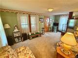 29 Roosevelt Avenue - Photo 31