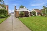 137 Cornwall Ave - Photo 2
